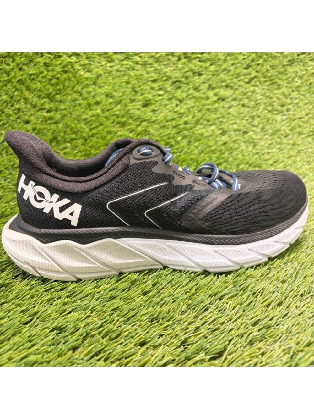 Hoka One One Arahi 5 Womens Size 7D Black White Athletic Running Shoes Sneakers
